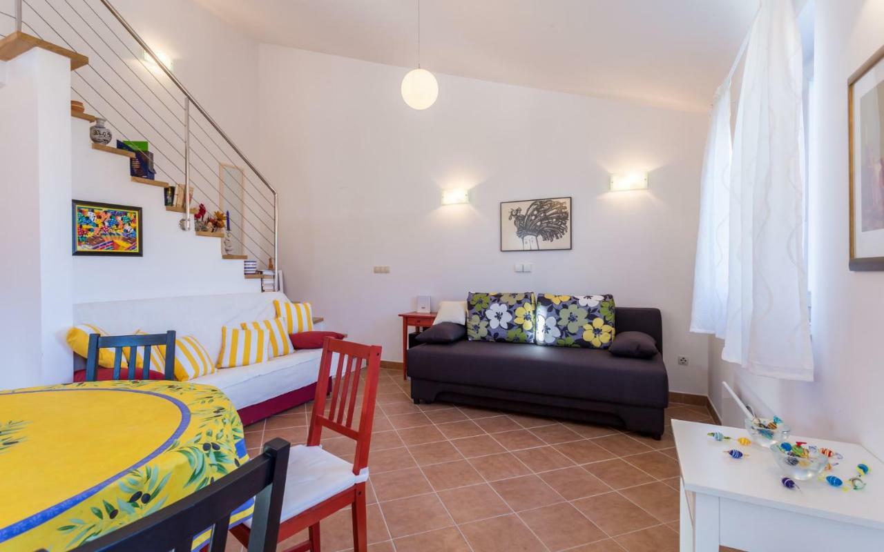 Tinka Apartment Baska  Exterior photo